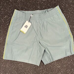 Under Armour Curry Athletic/Golf Short in Gray with Yellow Accents